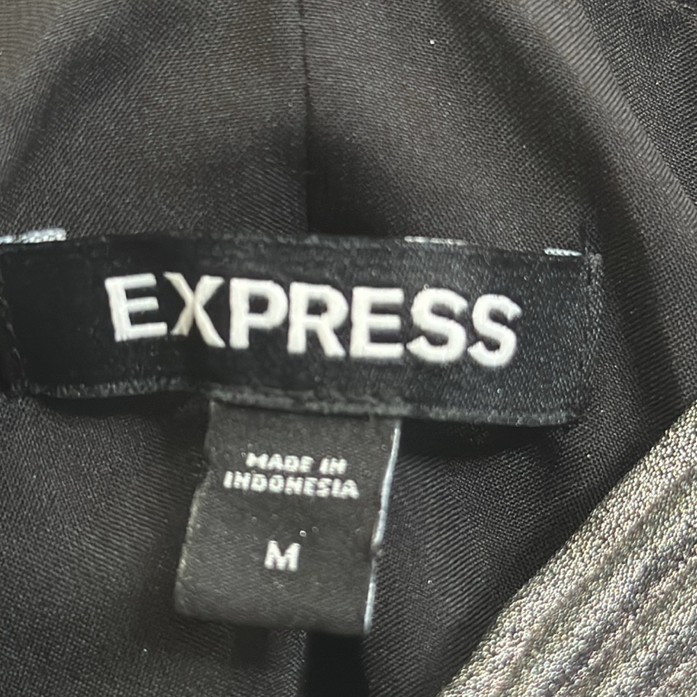 Express now metallic pleated mini dress size medium new - Picture 11 of 12